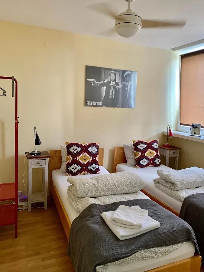 아파트 Miaczynska Apartament 바르샤바